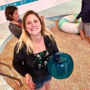 Meet your Posher, Emma